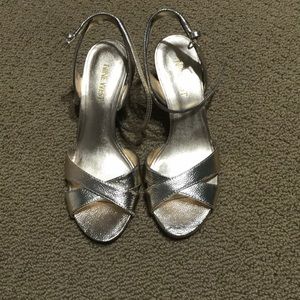 Nine West gold wedges